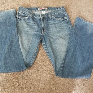 GAP sz 8 Curvy Flare Jeans